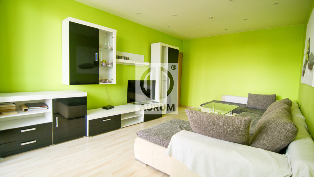 PREDANÝ- 3 izbový byt v srdci Košíc - Lomená ulica