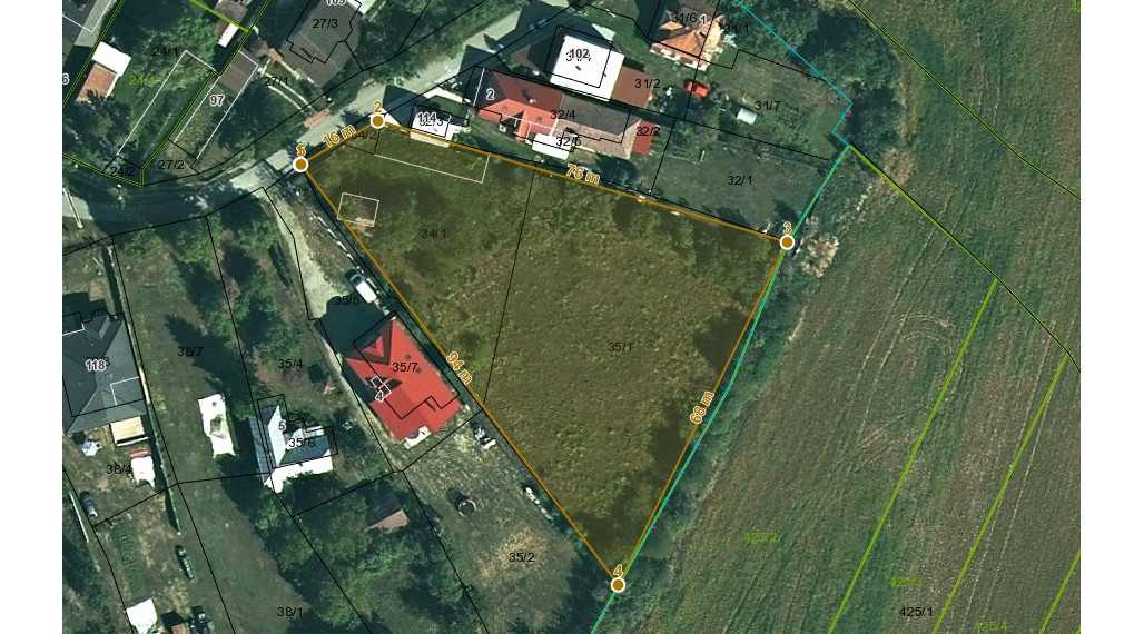 • REZERVOVANÉ• Stavebný Pozemok 3523 m2, Perín-Chym, časť Vyšný Lánec