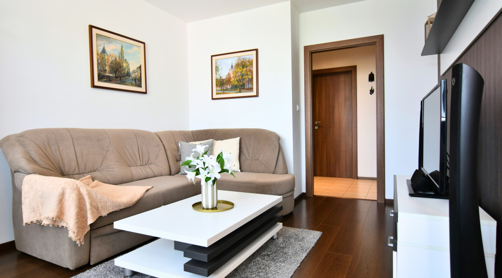 PRENÁJOM, 3 izb. byt Námestie kozmonautov