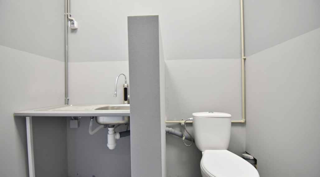 • PRENAJATÉ • Nové priestory pre vaše podnikanie, 99 m2, ul. Jarmočná