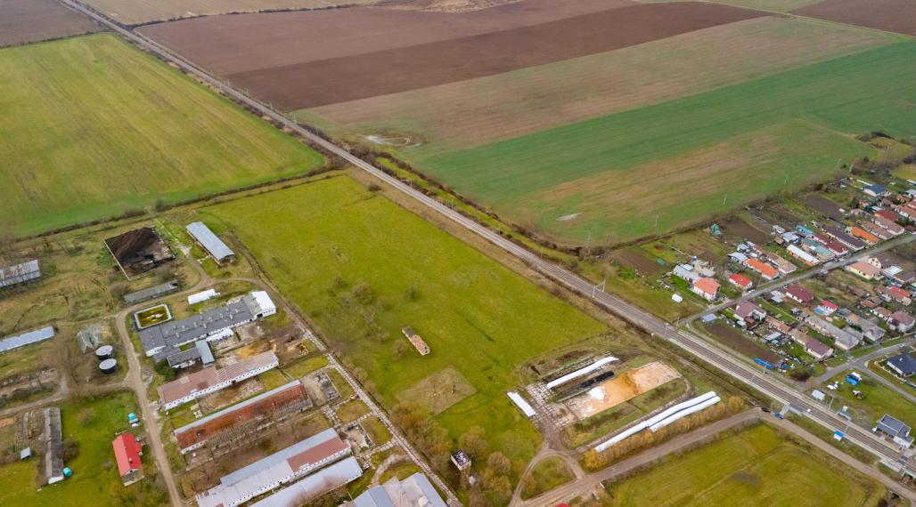 Pozemok na výstavbu Haly, 14 km od Košíc