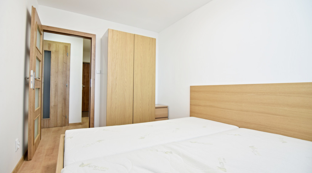 • PRENAJATÉ • 2 izb. byt, 42 m2, ul. Ružínska, Terasa