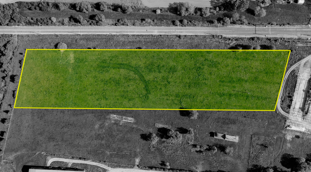 Pozemok 25.000 m2 na výstavbu Haly, 14 km od Košíc