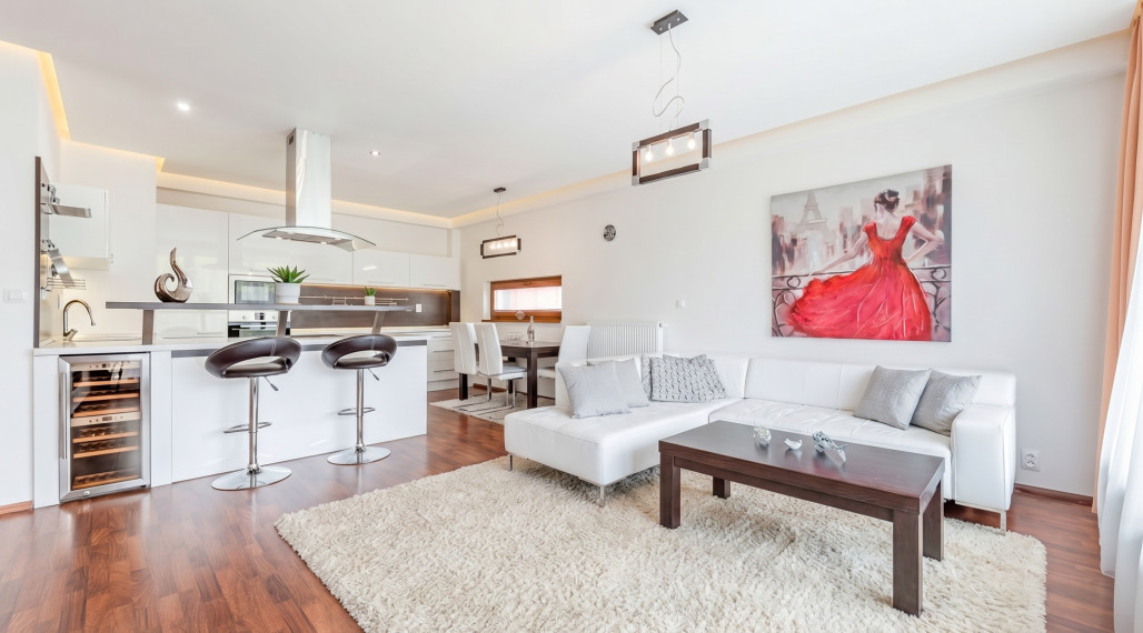 • REZERVOVANÉ • Priestranný 2 izb. byt, 67 m2 v Novostavbe, ul. Obrody