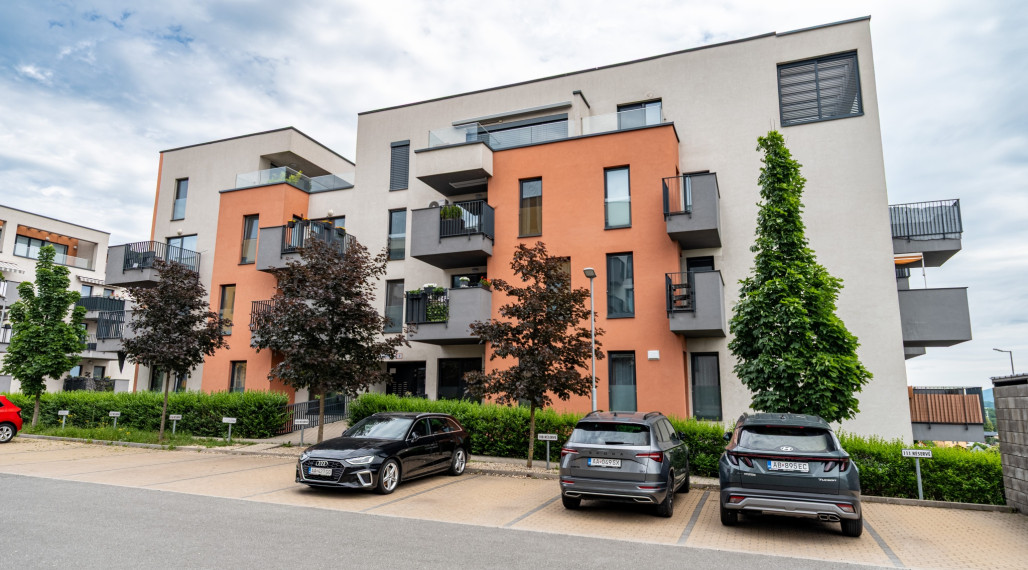 Novostavba Zelená stráň, 4 izb. byt s 2 balkónmi, 88 m2