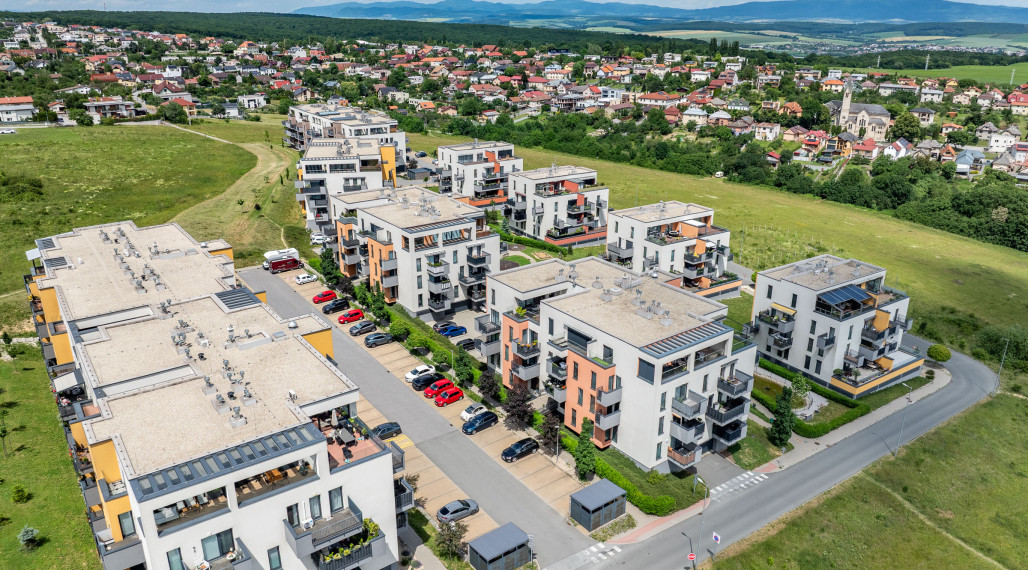 Vnútorne garážové parkovacie miesto, Zelená Stráň
