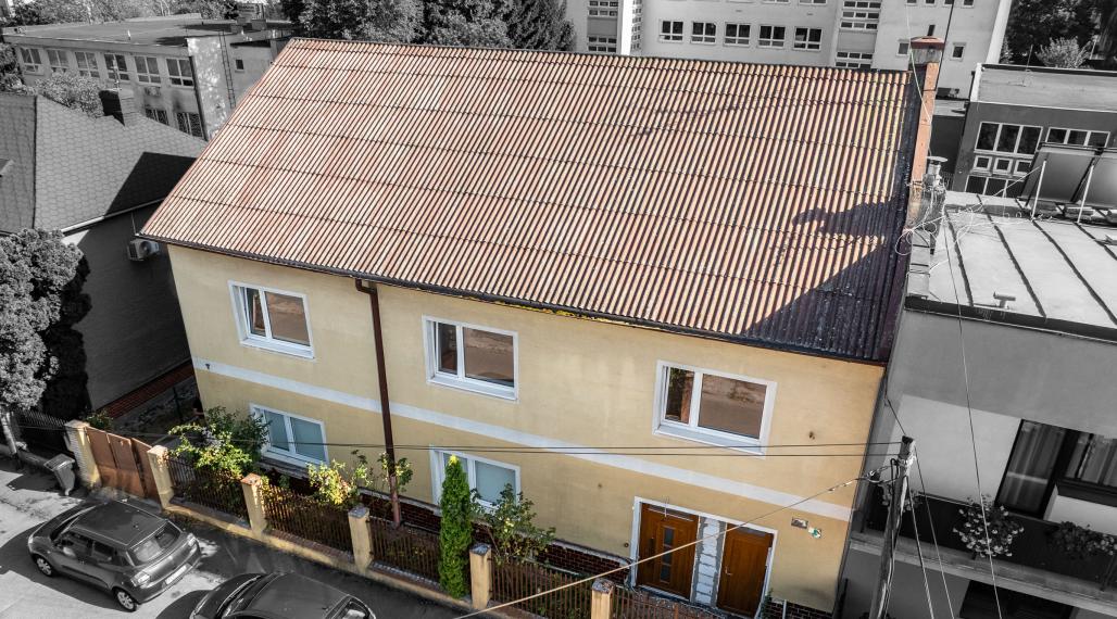 Dom s veľkým investičným potencionálnom, 353 m2, KE- JUH
