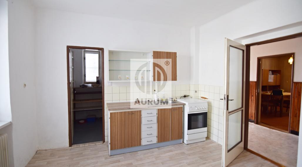 5 izbový Dom na prenájom v pôvodnom stave, Sever, ul. Potočná