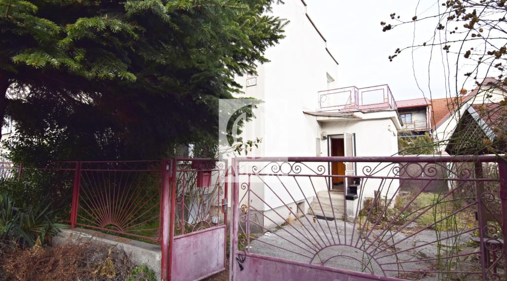 5 izbový Dom na prenájom v pôvodnom stave, Sever, ul. Potočná