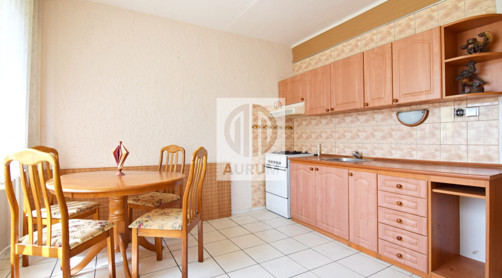 PREDANÝ - Priestranný 2 izb. byt, 58 m2 s Loggiou, ul. Považská