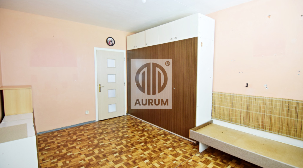 PREDANÝ - Priestranný 2 izb. byt, 58 m2 s Loggiou, ul. Považská