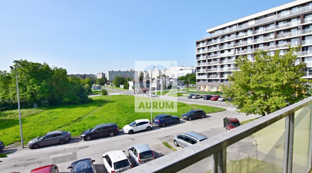 PREDANÝ - Priestranný 2 izb. byt, 58 m2 s Loggiou, ul. Považská