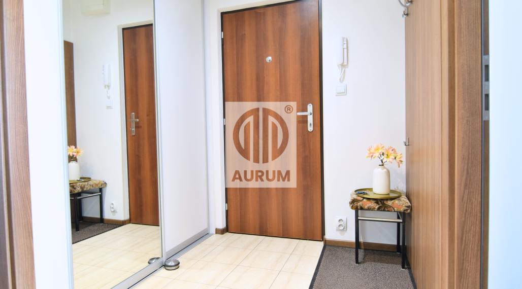 PRENÁJOM, 3 izb. byt Námestie kozmonautov