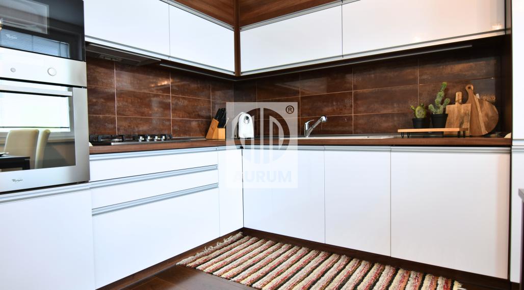 PRENÁJOM, 3 izb. byt Námestie kozmonautov