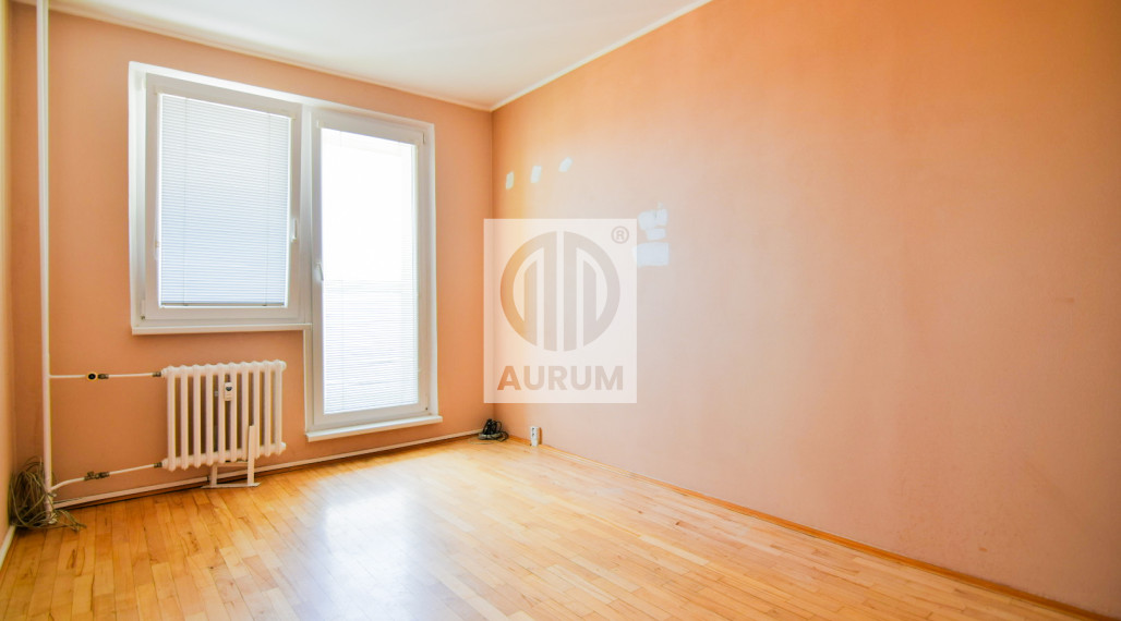 3- izbový byt - Sídlisko ťahanovce.