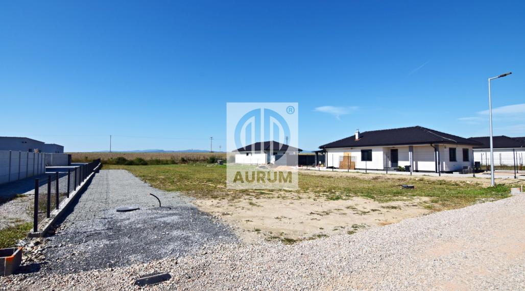 • REZERVOVANÉ • Pozemok "B" Nová IBV Cestice