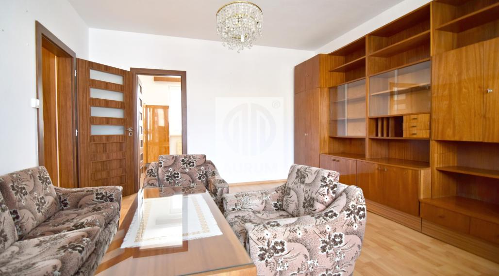 • REZERVOVANÉ • Priestranný 3 izb. byt, 70 m2, sídl. Pod Papierňou