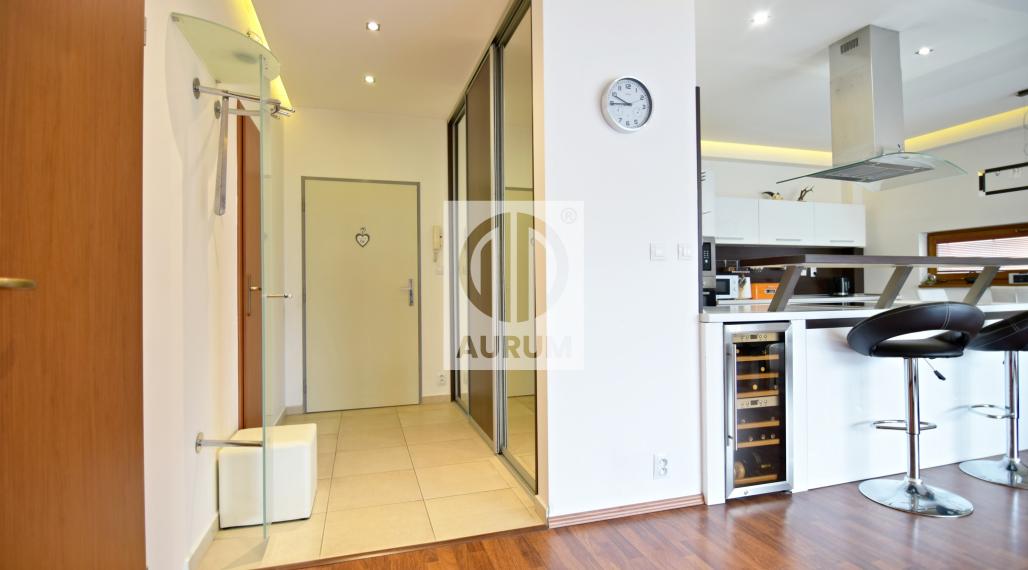 Priestranný 2 izb. byt, 67 m2 v Novostavbe, ul. Obrody