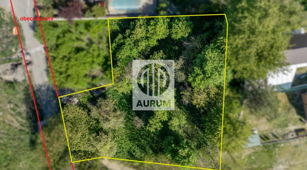 Pozemok 928 m² v intraviláne obce Vyšná Hutka – ideálny pre modulárny dom