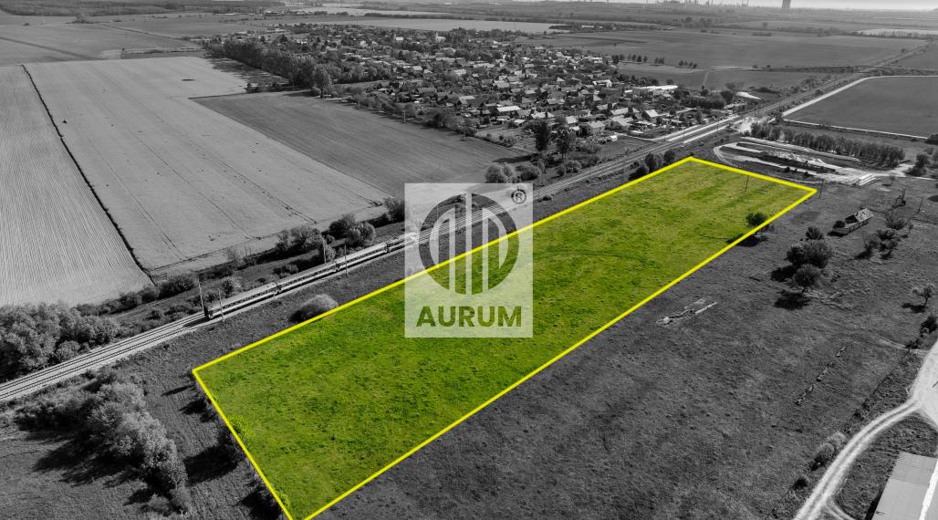 Pozemok 25.000 m2 na výstavbu Haly, 14 km od Košíc