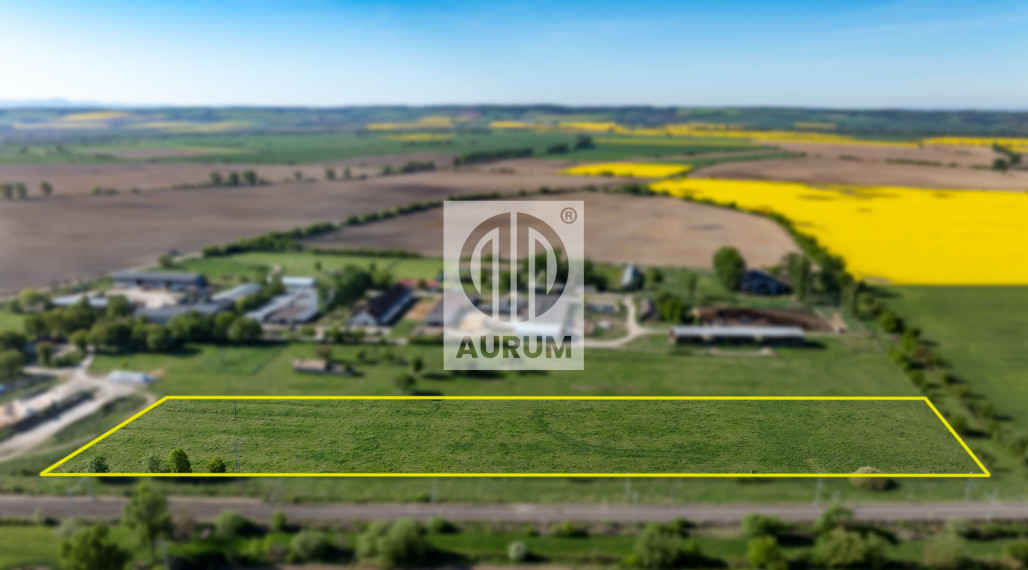 Pozemok 25.000 m2 pre výstavbu Haly, 14 km od Košíc