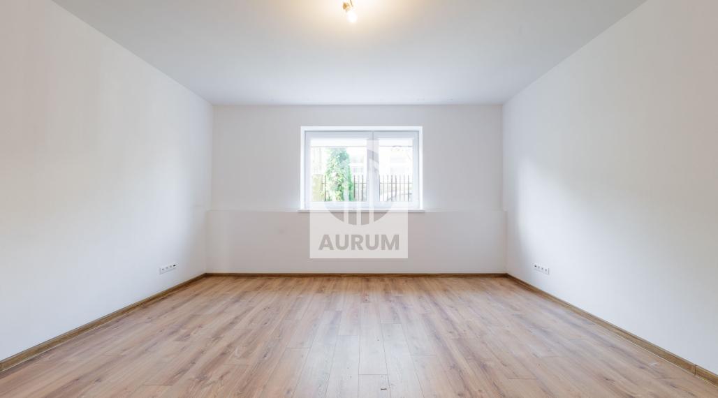 Dom s veľkým investičným potencionálnom, 353 m2, KE- JUH