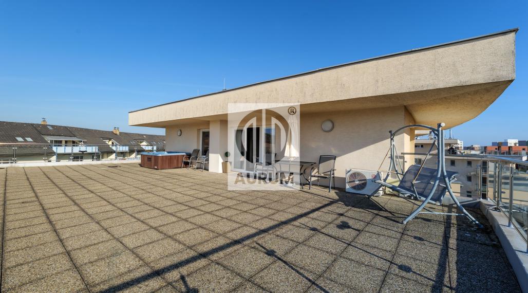 4 i PENTHOUSE s Privátnou Terasou 230 m2, KVP, Klimkovičova