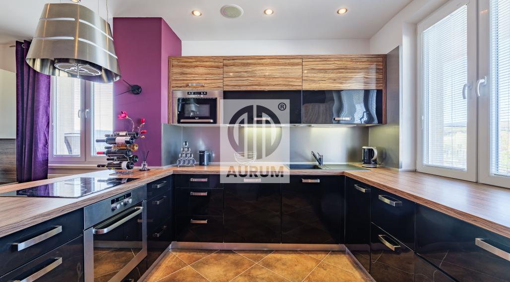 4 i PENTHOUSE s Privátnou Terasou 230 m2, KVP, Klimkovičova