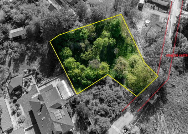 Pozemok 928 m² v intraviláne obce Vyšná Hutka – ideálny pre modulárny dom