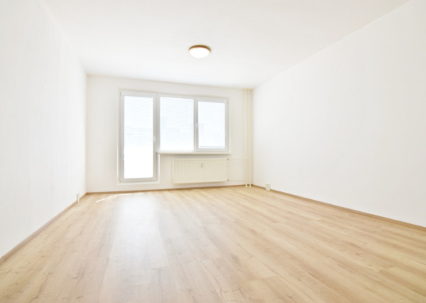 3 izb. byt 78 m2, loggia, ul. Viedenská, Ťahanovce